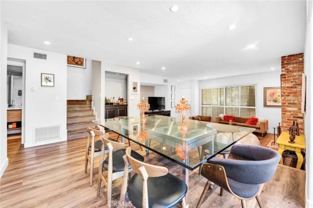 21900 Marylee Street 288, Woodland Hills, CA 91367