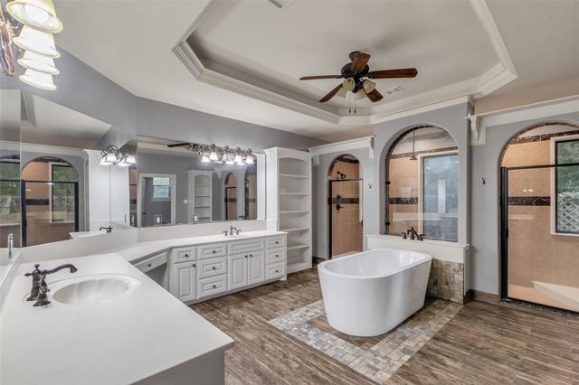 18763 Grand Harbor Point, Montgomery, TX 77356