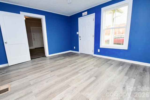 2007 S York Road, Gastonia, NC 28052