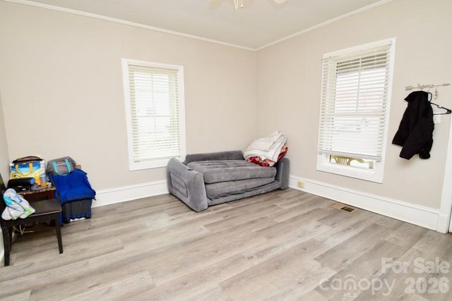 2007 S York Road, Gastonia, NC 28052