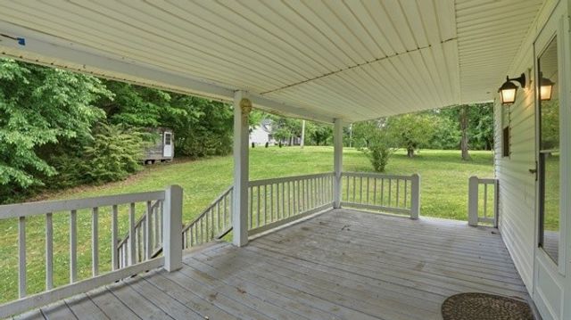 91 Golden Rd, Lynchburg, TN 37352