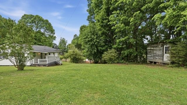 91 Golden Rd, Lynchburg, TN 37352