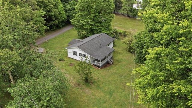 91 Golden Rd, Lynchburg, TN 37352