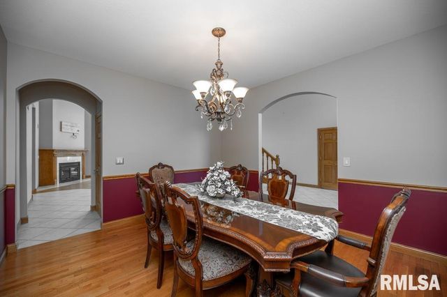 6918 W SADDLEBROOK Drive, Mapleton, IL 61547