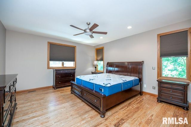 6918 W SADDLEBROOK Drive, Mapleton, IL 61547