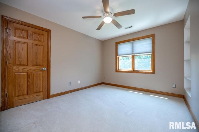 6918 W SADDLEBROOK Drive, Mapleton, IL 61547