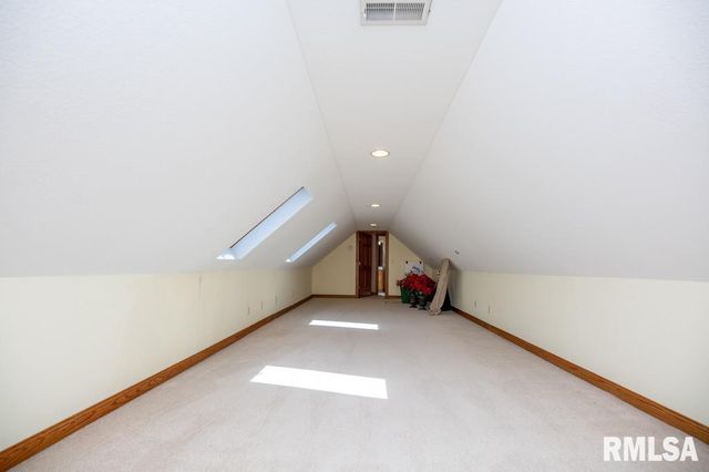 6918 W SADDLEBROOK Drive, Mapleton, IL 61547