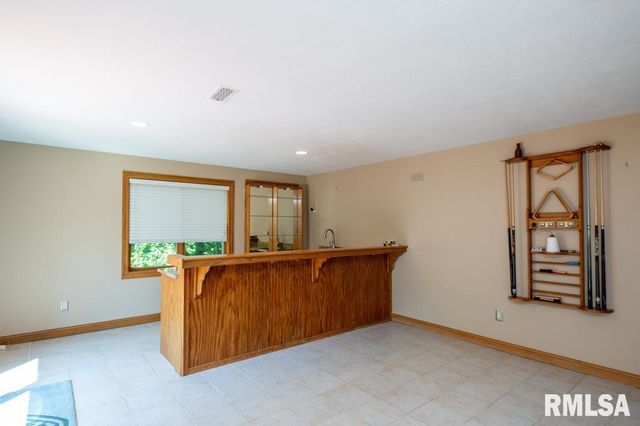 6918 W SADDLEBROOK Drive, Mapleton, IL 61547