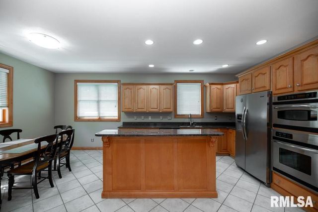 6918 W SADDLEBROOK Drive, Mapleton, IL 61547