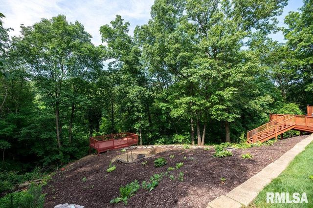 6918 W SADDLEBROOK Drive, Mapleton, IL 61547