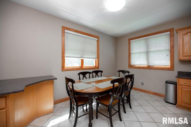 6918 W SADDLEBROOK Drive, Mapleton, IL 61547