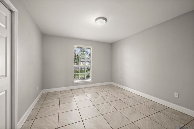 41145 1st Colonial St, Prairieville, LA 70769