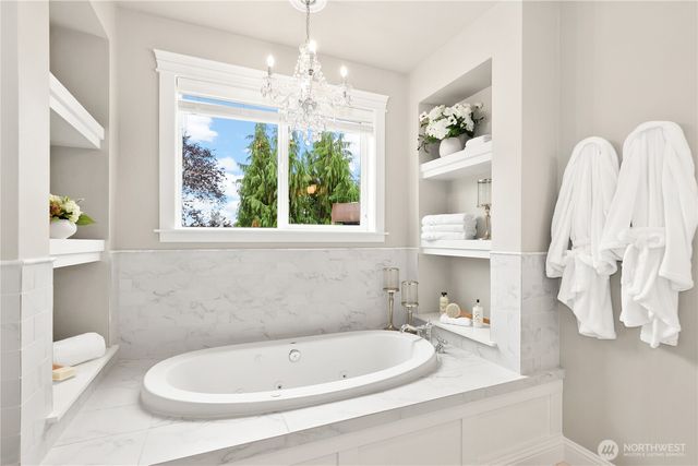 9831 NE 16th Street, Bellevue, WA 98004