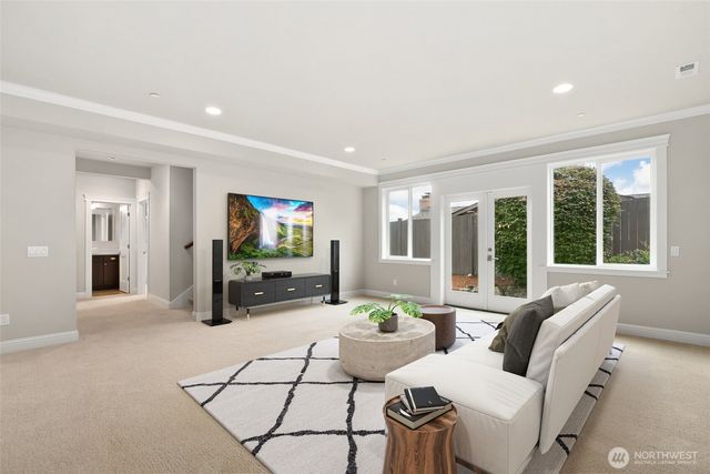 9831 NE 16th Street, Bellevue, WA 98004