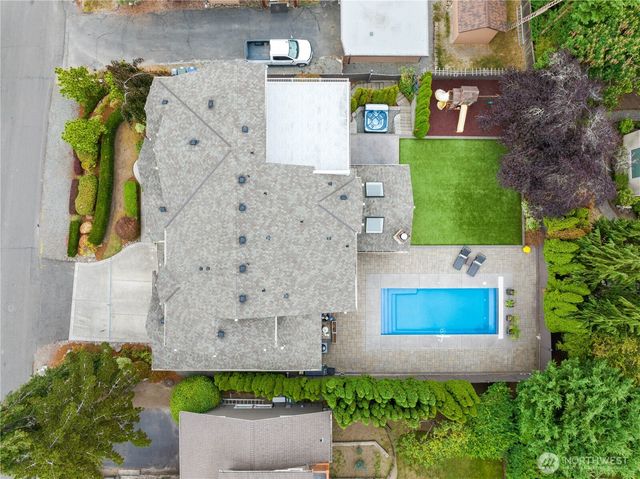 9831 NE 16th Street, Bellevue, WA 98004
