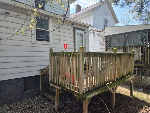 421 North St, Sharon, PA 16146