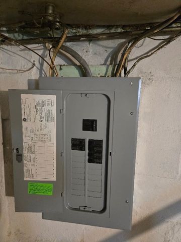 421 North St, Sharon, PA 16146