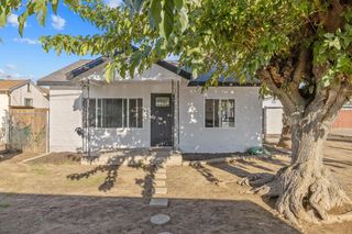 1226 N Rowell Avenue, Fresno, CA 93703
