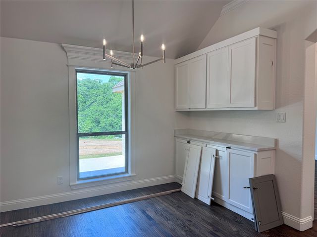 5025 Glenoaks Court, Weatherford, TX 76088