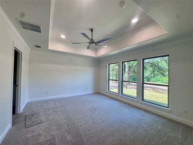 5025 Glenoaks Court, Weatherford, TX 76088