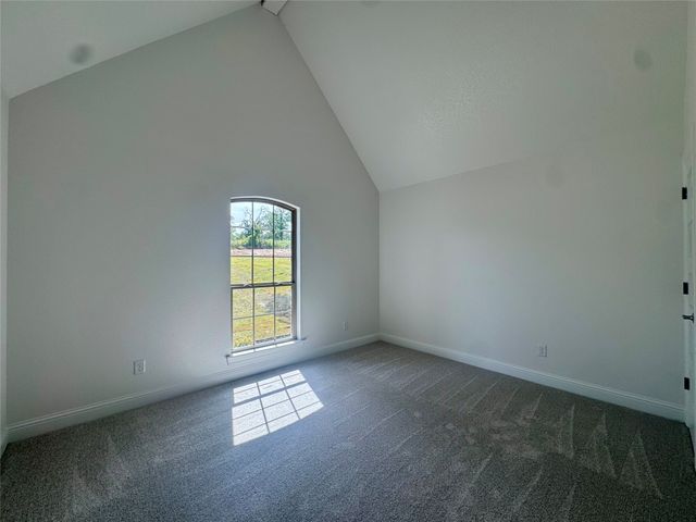 5025 Glenoaks Court, Weatherford, TX 76088