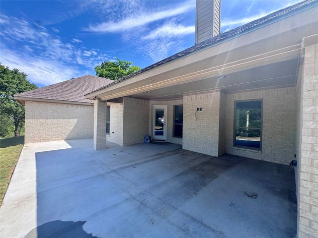 5025 Glenoaks Court, Weatherford, TX 76088