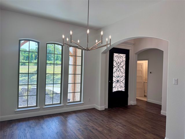 5025 Glenoaks Court, Weatherford, TX 76088