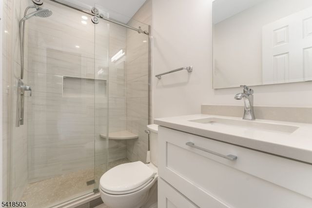 251 Gemini Dr, Hillsborough Twp., NJ 08844