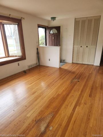 34014 Kennedy Street, Westland, MI 48185