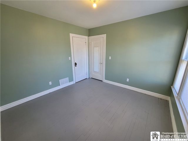 32 Meadow Lane, Jamestown, NY 14701