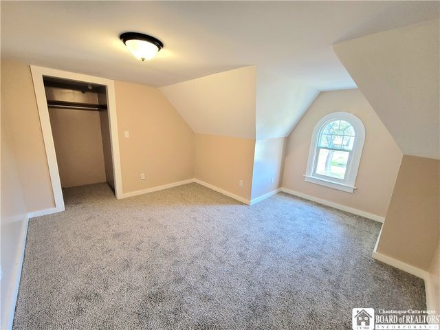 32 Meadow Lane, Jamestown, NY 14701