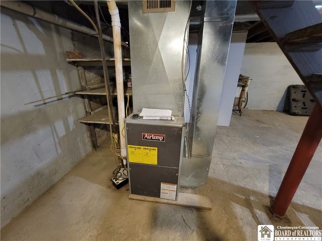 32 Meadow Lane, Jamestown, NY 14701