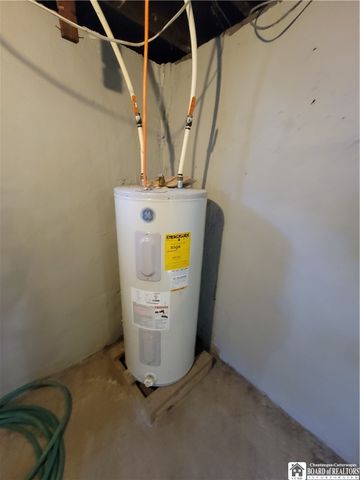 32 Meadow Lane, Jamestown, NY 14701