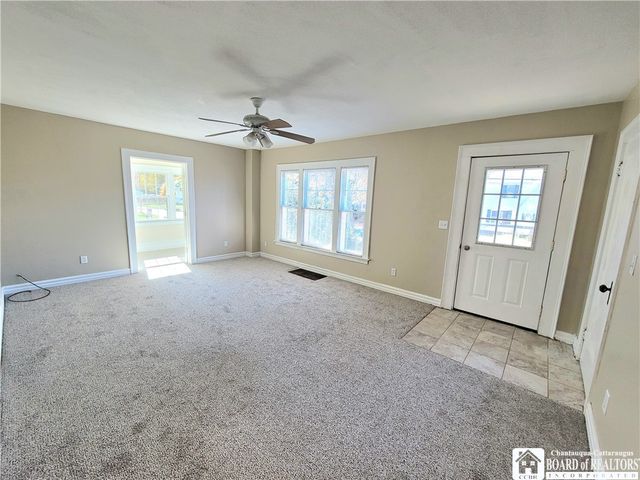 32 Meadow Lane, Jamestown, NY 14701