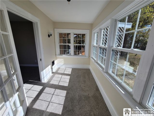 32 Meadow Lane, Jamestown, NY 14701