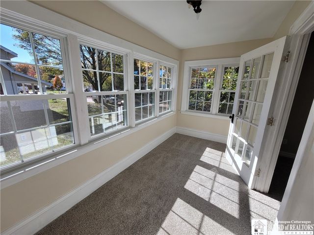 32 Meadow Lane, Jamestown, NY 14701