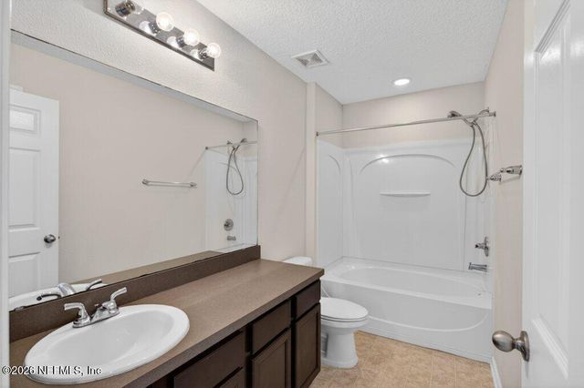 1474 LANTERN LIGHT Trail, Middleburg, FL 32068