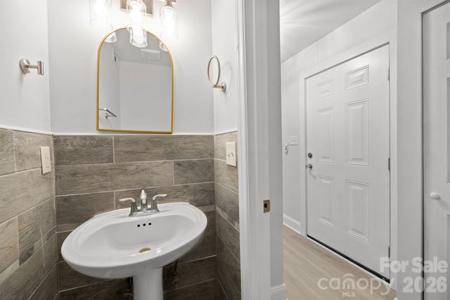 5716 Cassio Court, Charlotte, NC 28227