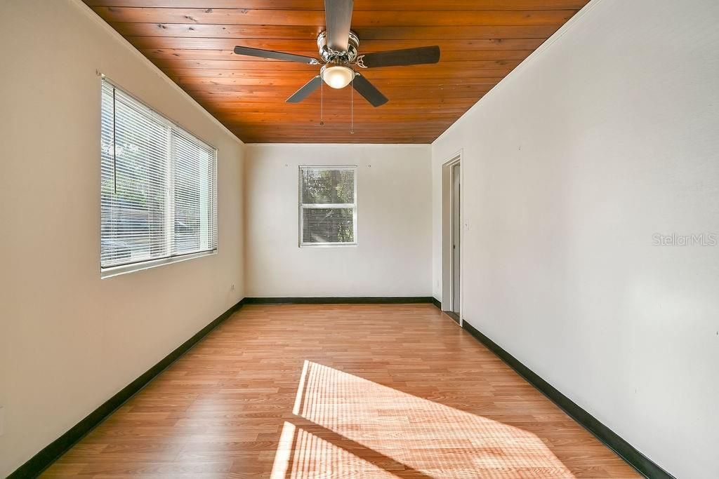 Image 38 of property listing at 1201 5TH STREET NE, Winter Haven, FL 33881