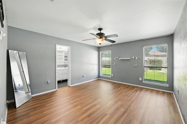 2812 Jasmine Court, Bedford, TX 76021