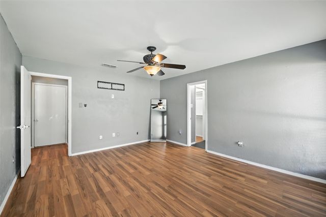 2812 Jasmine Court, Bedford, TX 76021