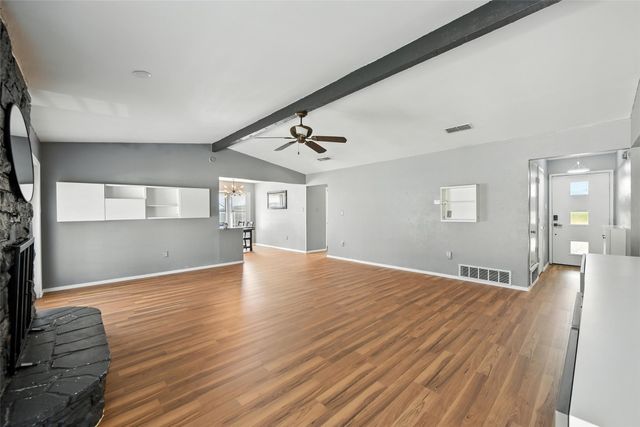 2812 Jasmine Court, Bedford, TX 76021