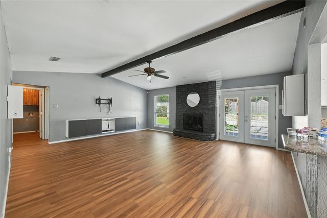 2812 Jasmine Court, Bedford, TX 76021