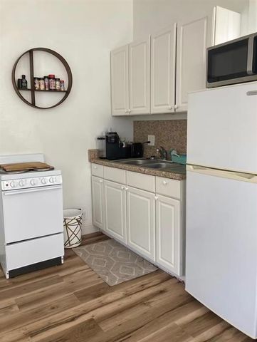 1312 26th Street, Galveston, TX 77550