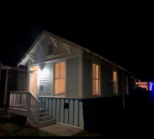 1312 26th Street, Galveston, TX 77550