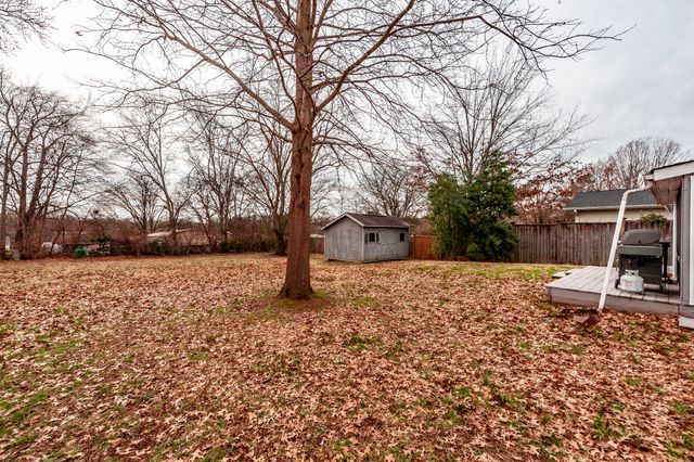 303 Garrett Dr, Nashville, TN 37211