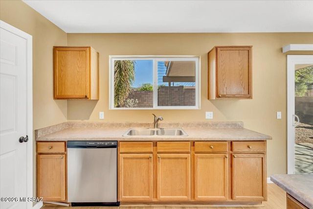 6094 W Echo Crossing Road, Tucson, AZ 85735