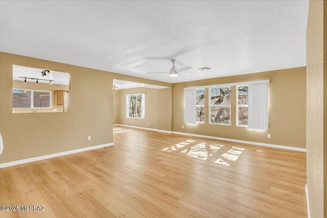 6094 W Echo Crossing Road, Tucson, AZ 85735