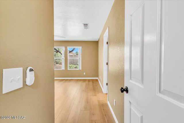 6094 W Echo Crossing Road, Tucson, AZ 85735