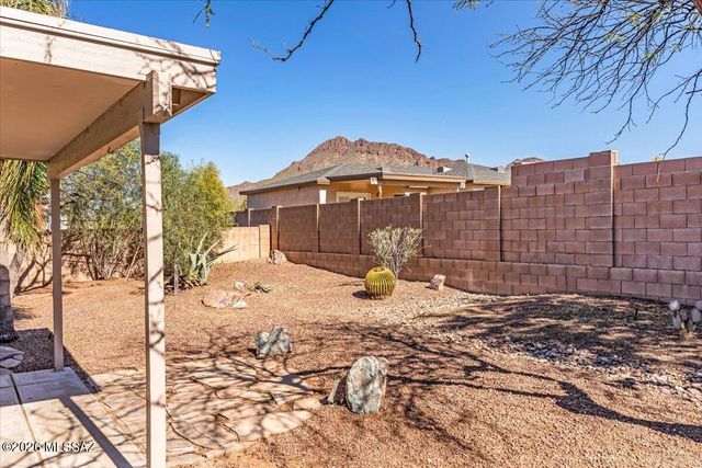 6094 W Echo Crossing Road, Tucson, AZ 85735